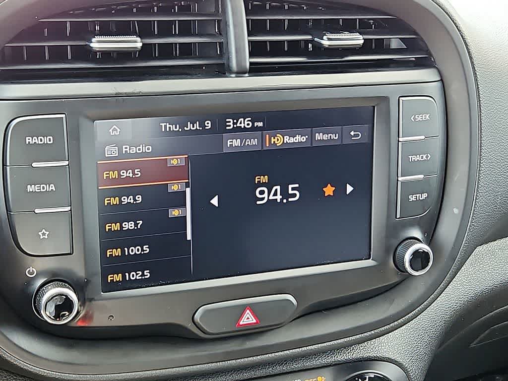Used 2022 Kia Soul LX w/ Technology Package FWD image 16