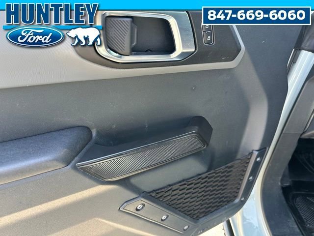 Used 2024 Ford Bronco Black Diamond image 14