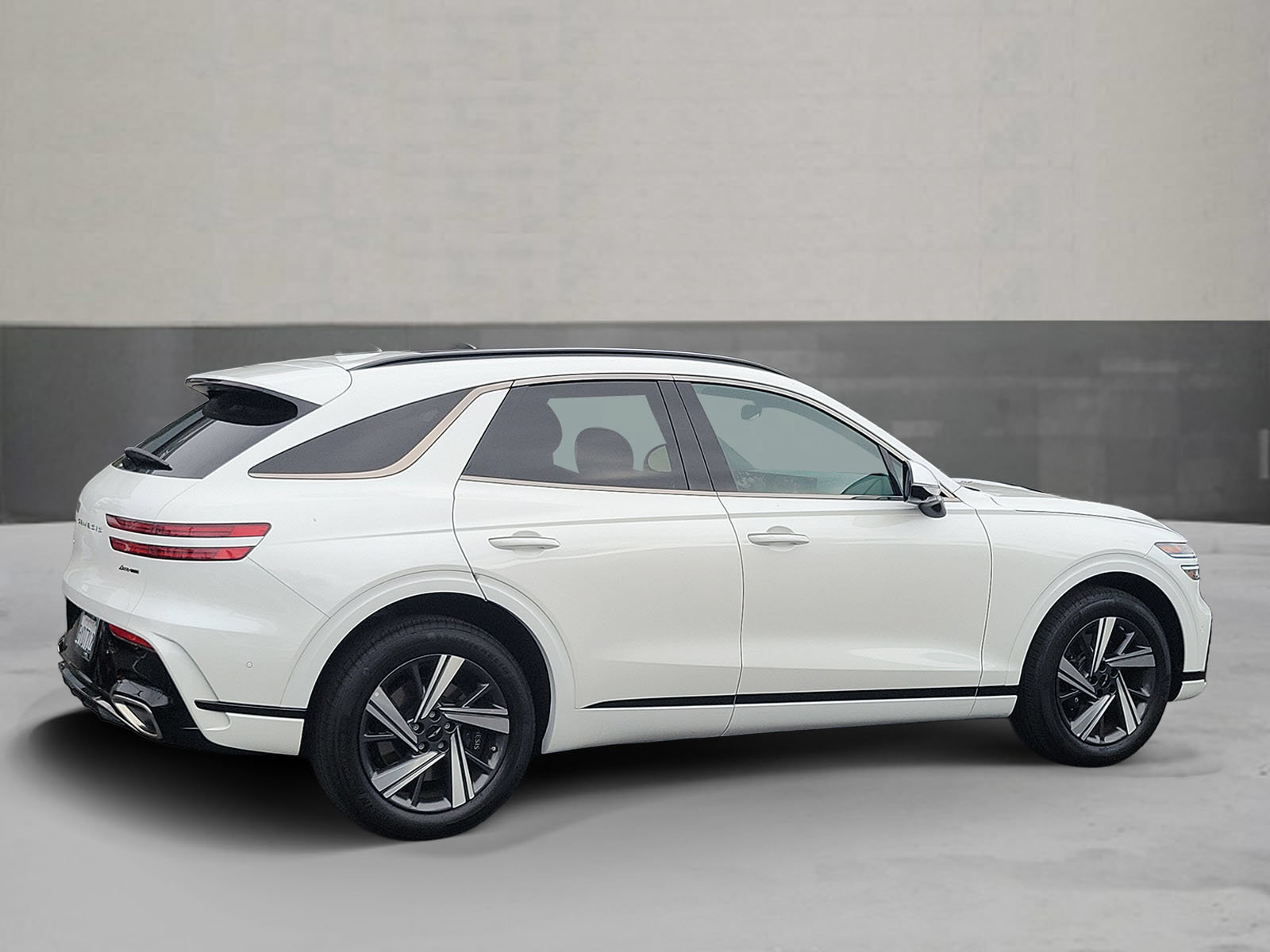 Certified 2026 Genesis GV70 3.5T Sport Advanced AWD/4WD image 2