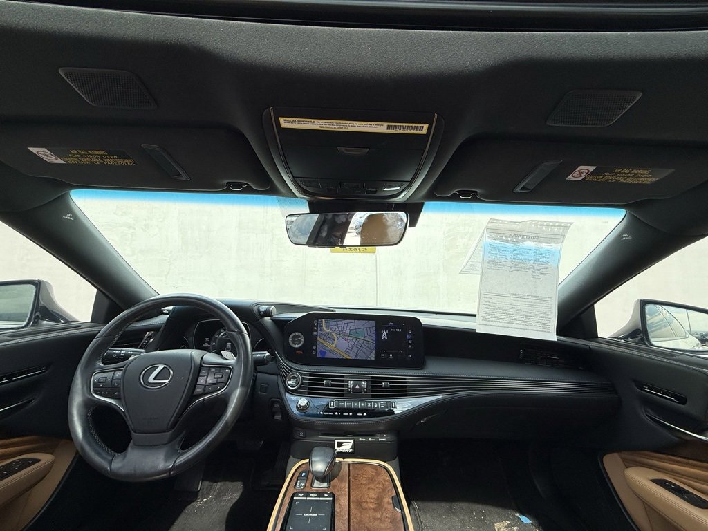 Used 2022 Lexus LS 500 image 5