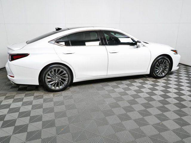 Used 2024 Lexus ES 350 Ultra Luxury w/ Accessory Package (Z2) FWD image 2