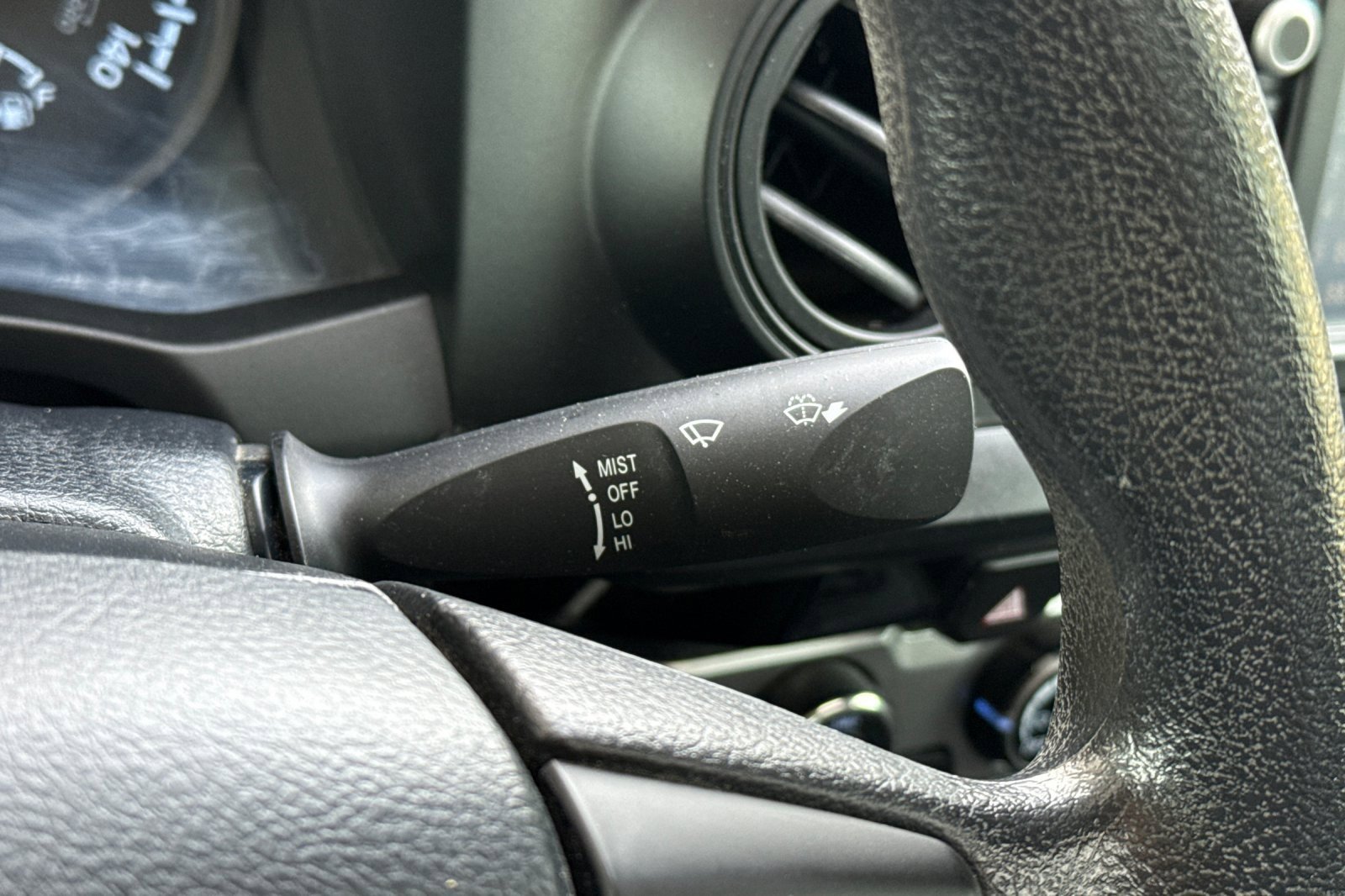 Used 2018 Toyota Tacoma SR image 30