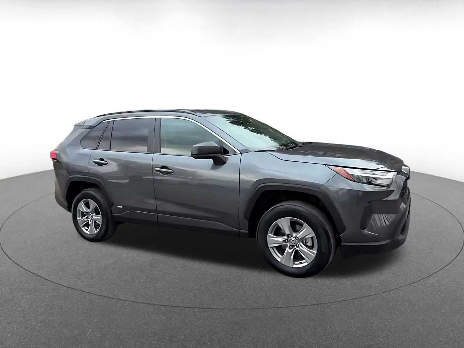 Used 2025 Toyota RAV4 LE AWD/4WD video 2