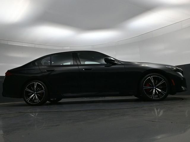 Used 2024 BMW 540i xDrive w/ Executive Package AWD/4WD image 21