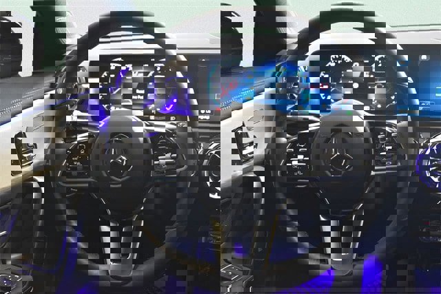 Used 2023 Mercedes-Benz CLA 250 4MATIC image 26