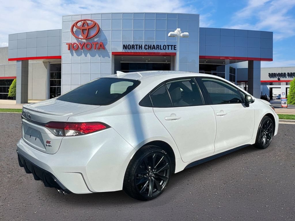 Used 2025 Toyota Corolla SE FWD image 8
