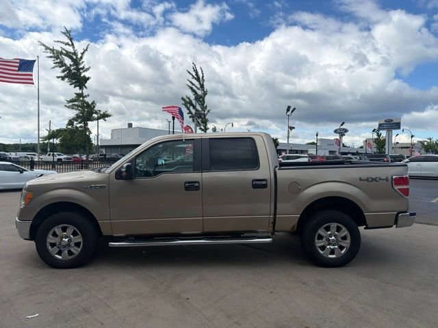 Used 2011 Ford F150 XLT w/ XLT Chrome Pkg AWD/4WD image 4