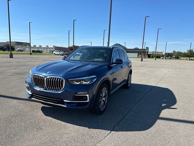 Used 2020 BMW X5 xDrive40i w/ Premium Package AWD/4WD image 2