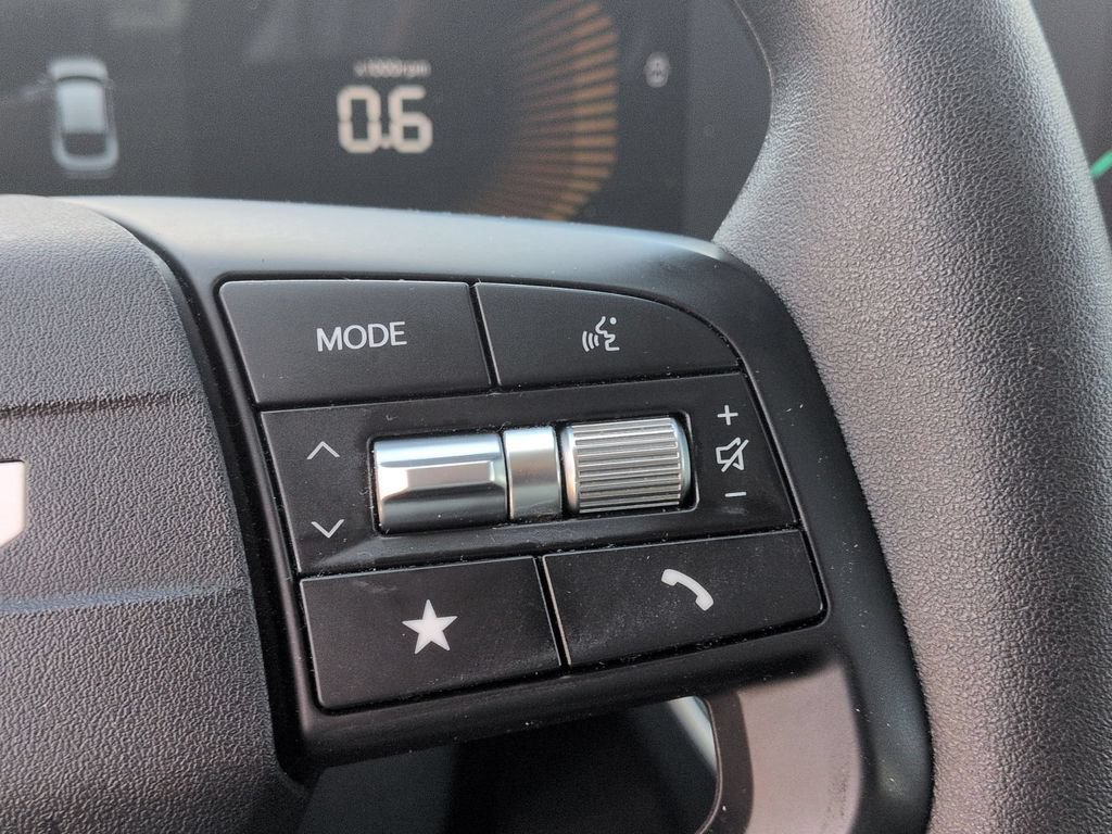 Used 2025 Kia K4 FWD image 21