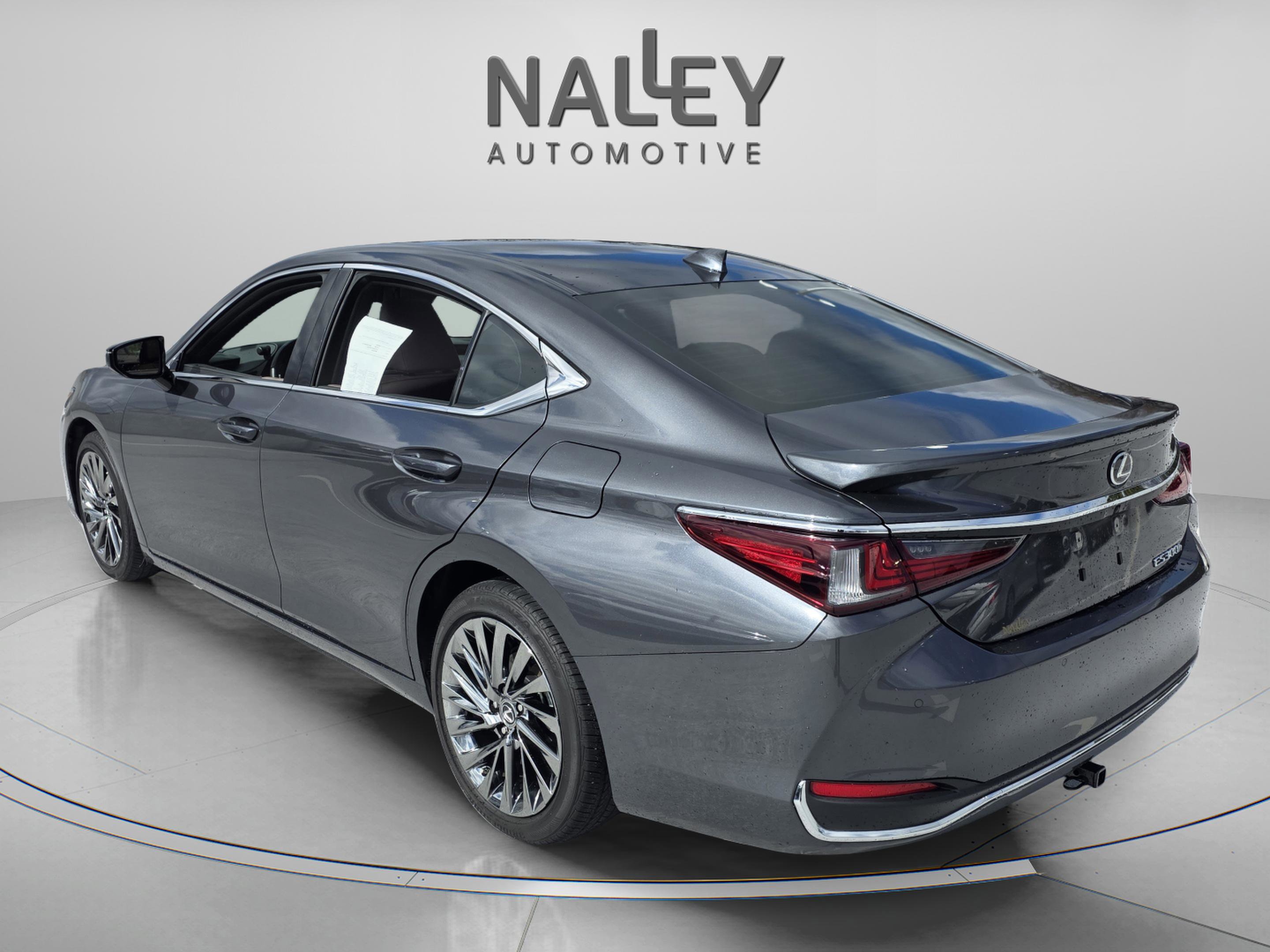 Certified 2024 Lexus ES 300h ES 300h Luxury w/ Technology Package image 3