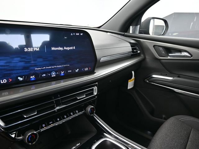 New 2026 Chevrolet Traverse LT w/ Driver Confidence Package image 22