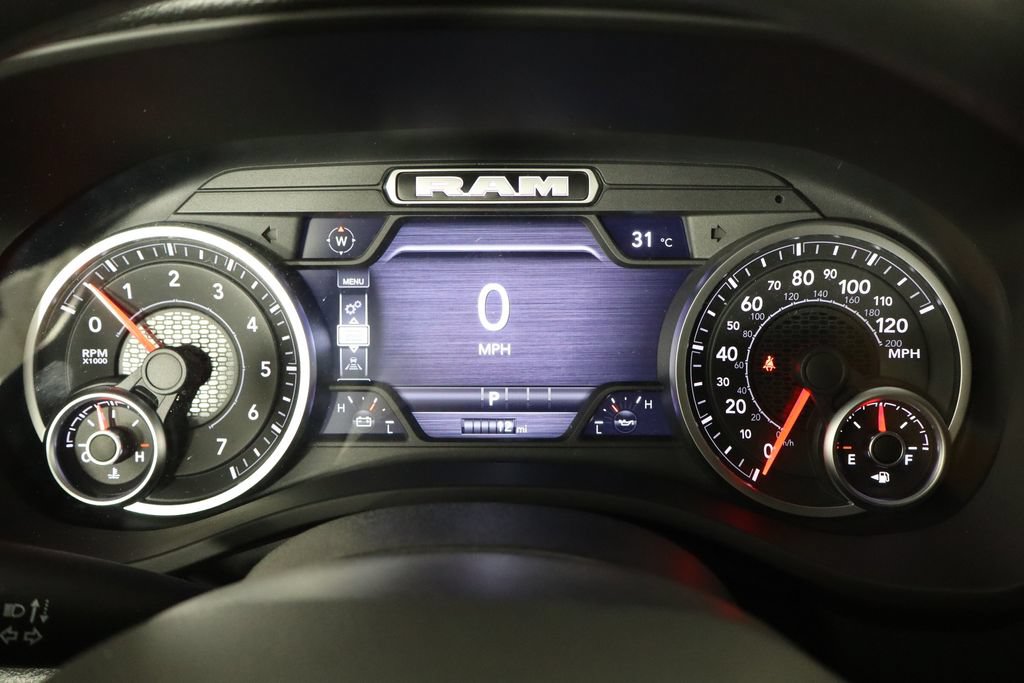 New 2026 RAM 1500 Express AWD/4WD image 11