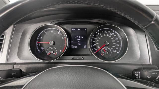 Used 2017 Volkswagen Golf Alltrack S image 26