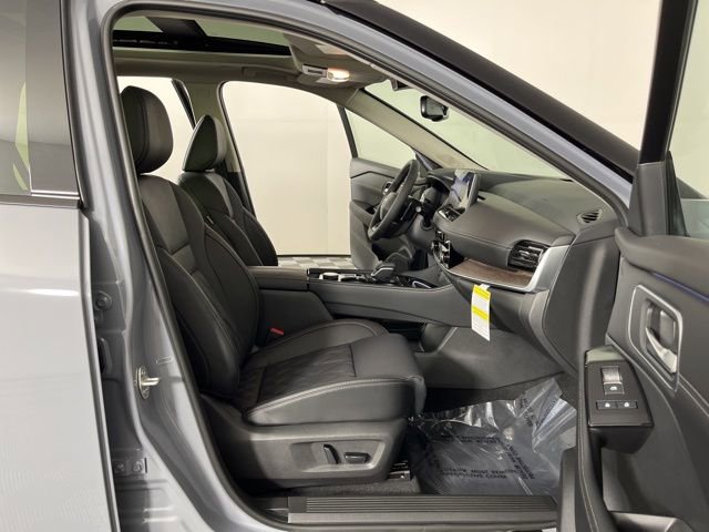 New 2026 Nissan Rogue Platinum image 39