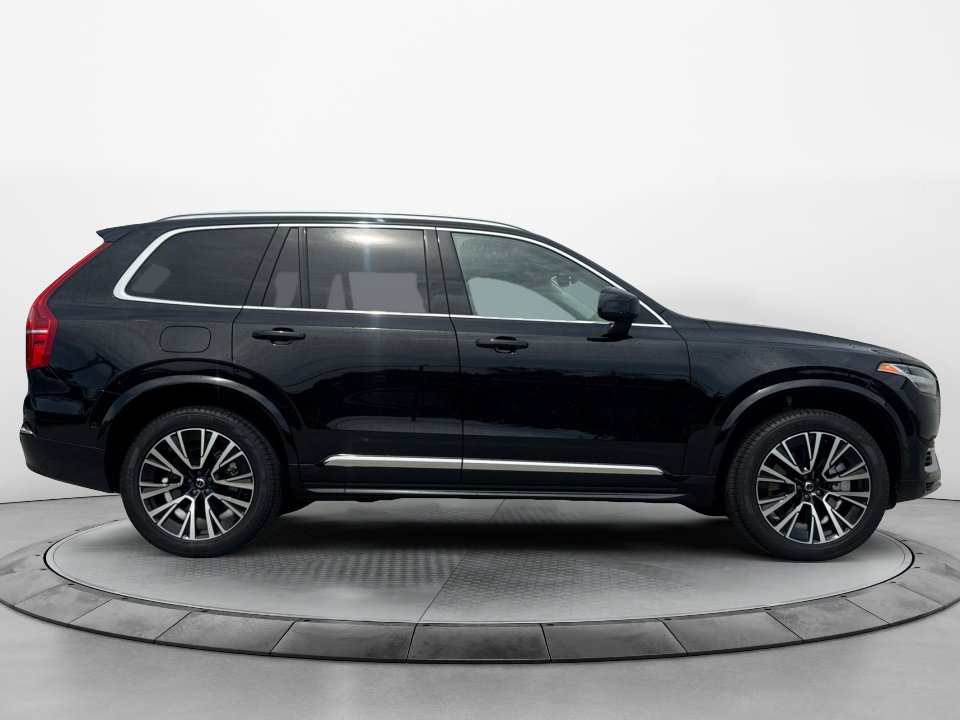 New 2025 Volvo XC90 T8 Plus w/ Protection Package Premier image 8