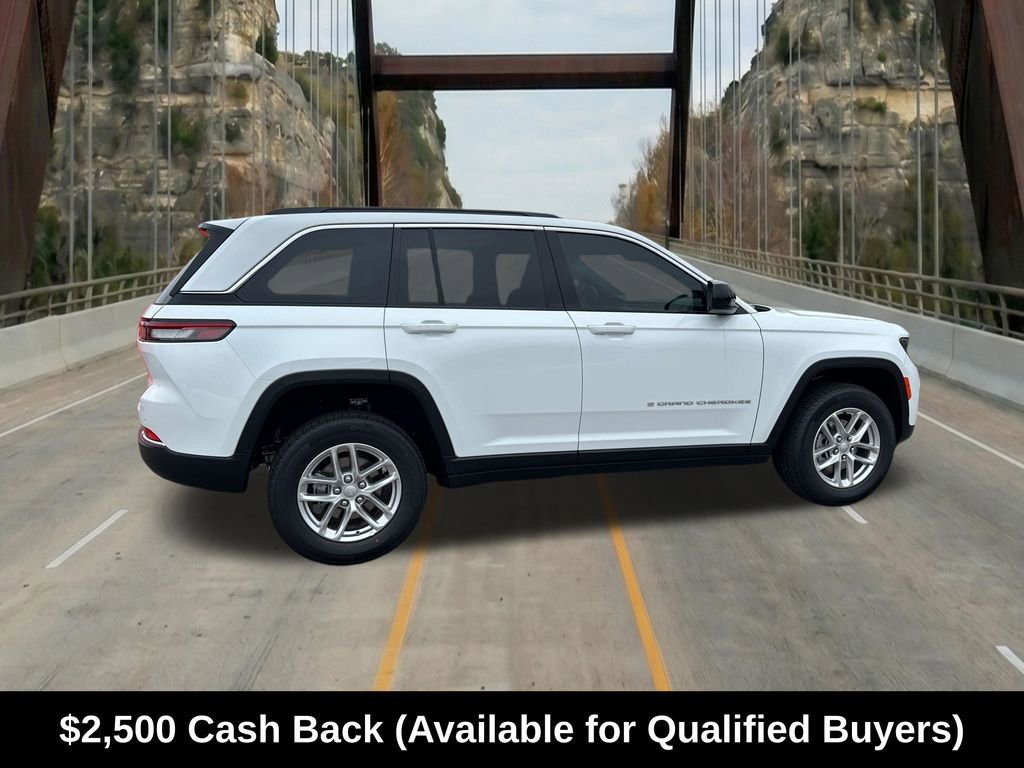 New 2026 Jeep Grand Cherokee Laredo RWD image 10