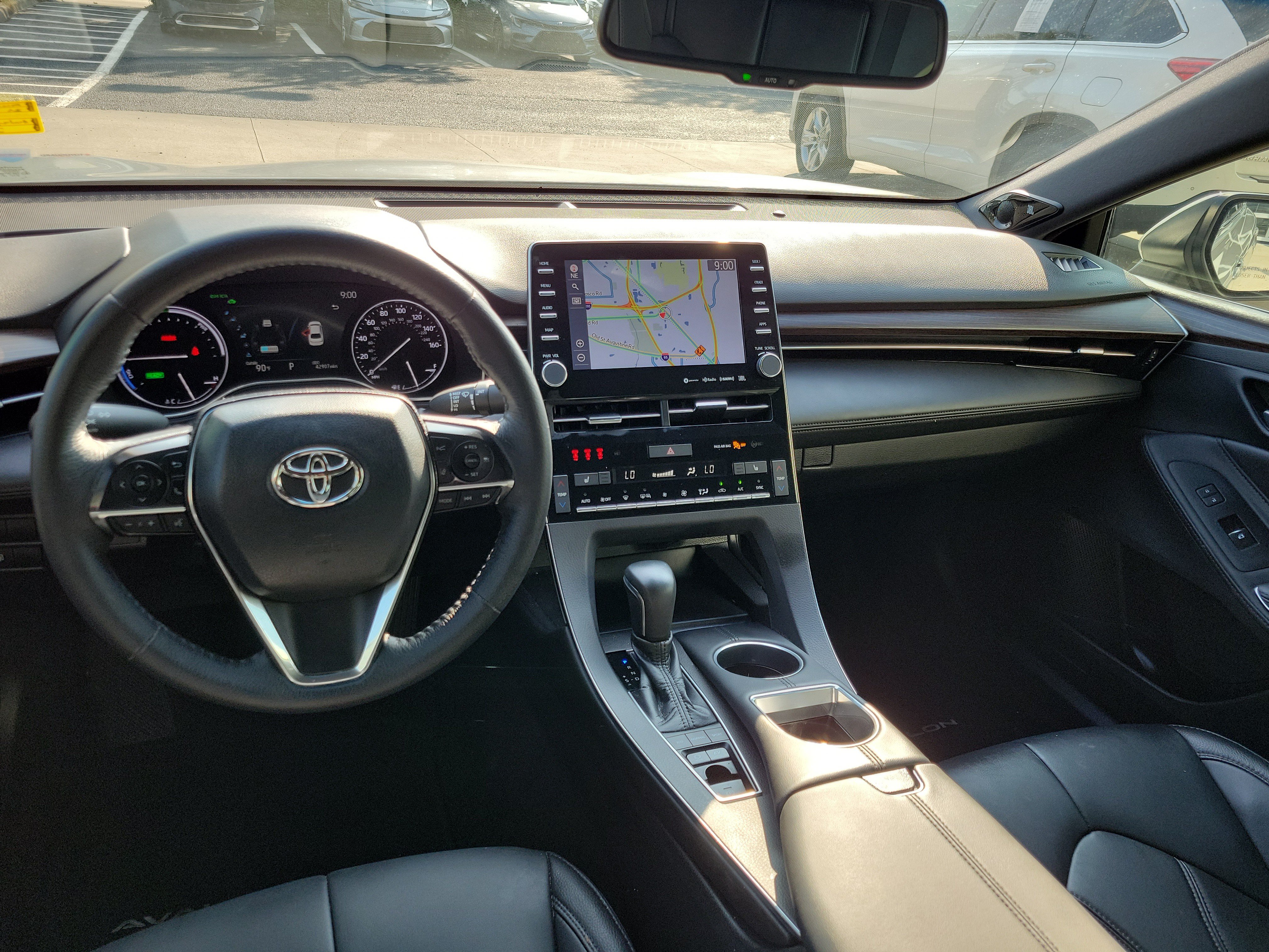 Used 2021 Toyota Avalon XLE w/ Moonroof Package FWD image 25