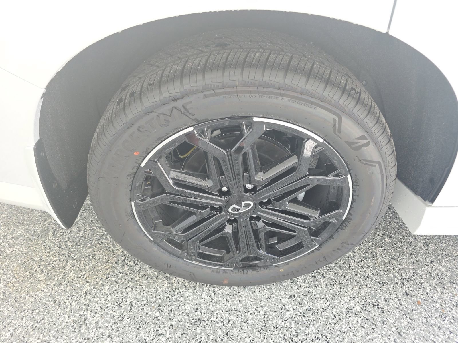 New 2026 INFINITI QX80 4WD image 14