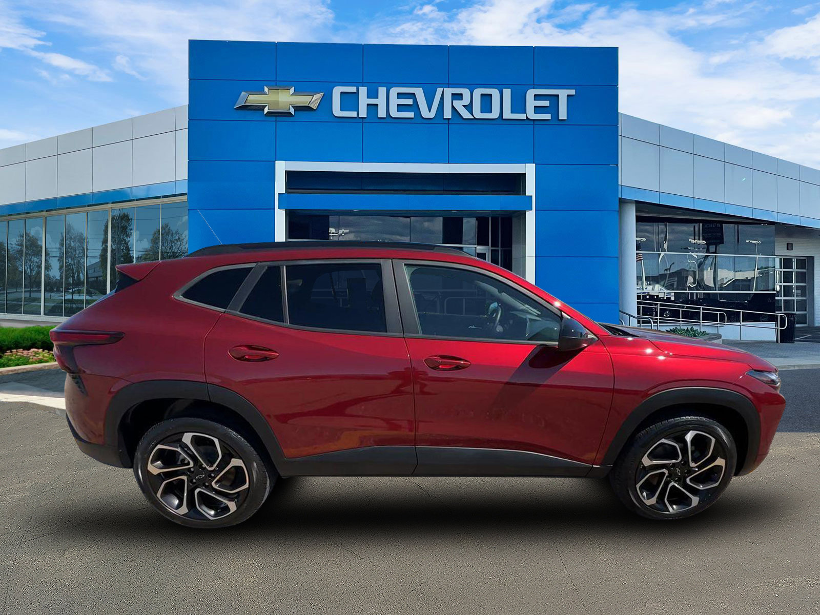 Certified 2024 Chevrolet Trax RS w/ Driver Confidence Package image 9