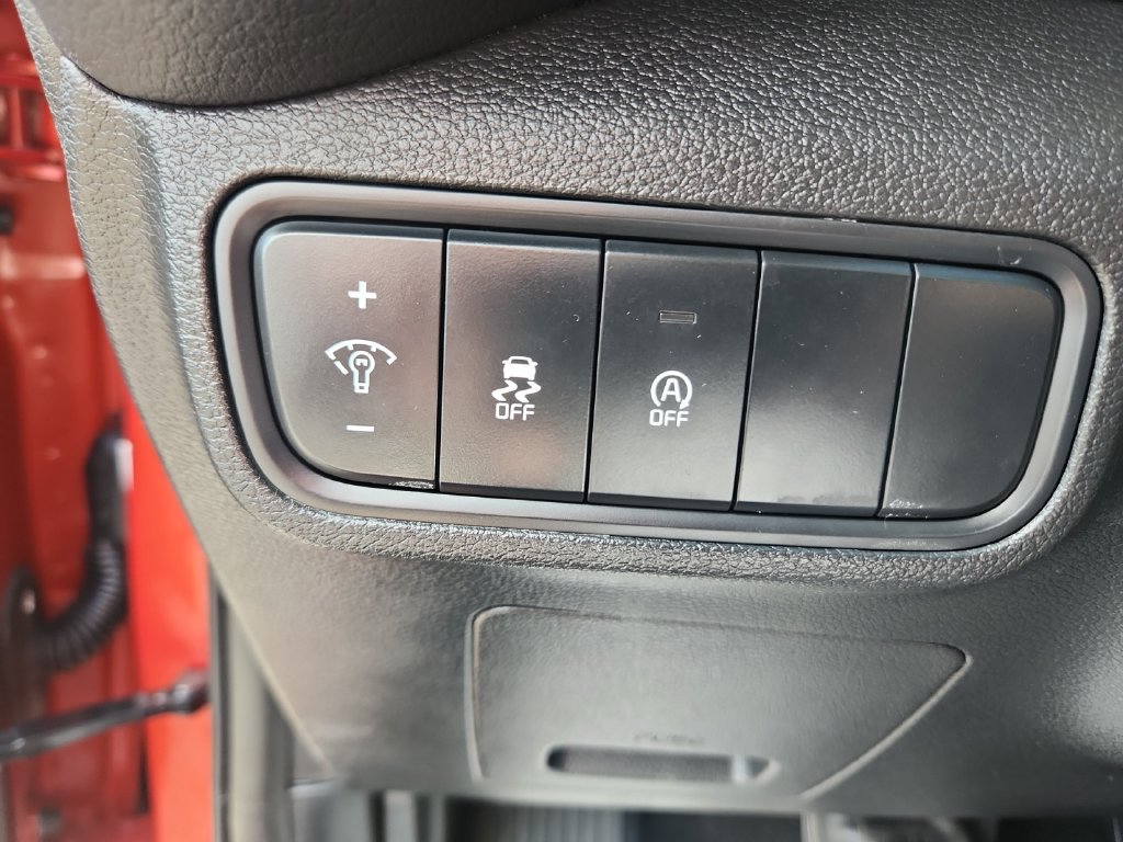 Certified 2024 Kia Soul LX w/ LX Technology Package FWD image 19