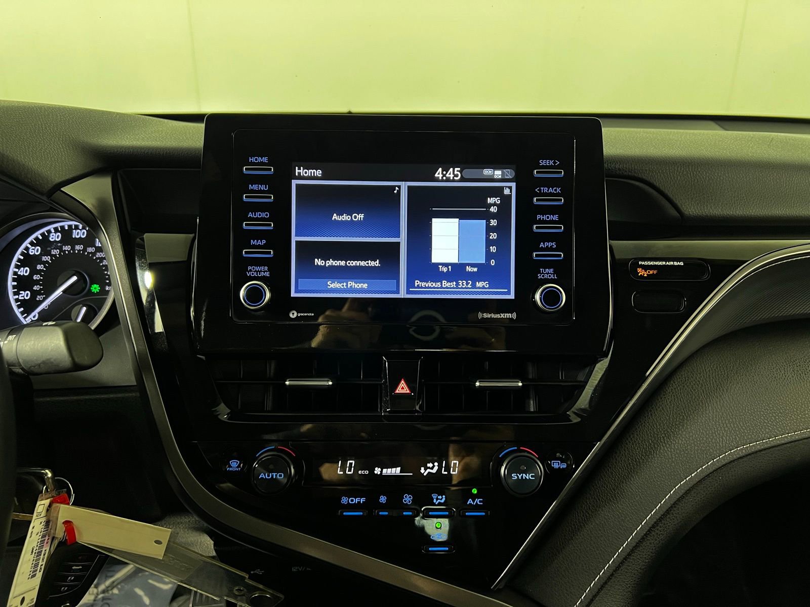 Certified 2024 Toyota Camry SE image 18