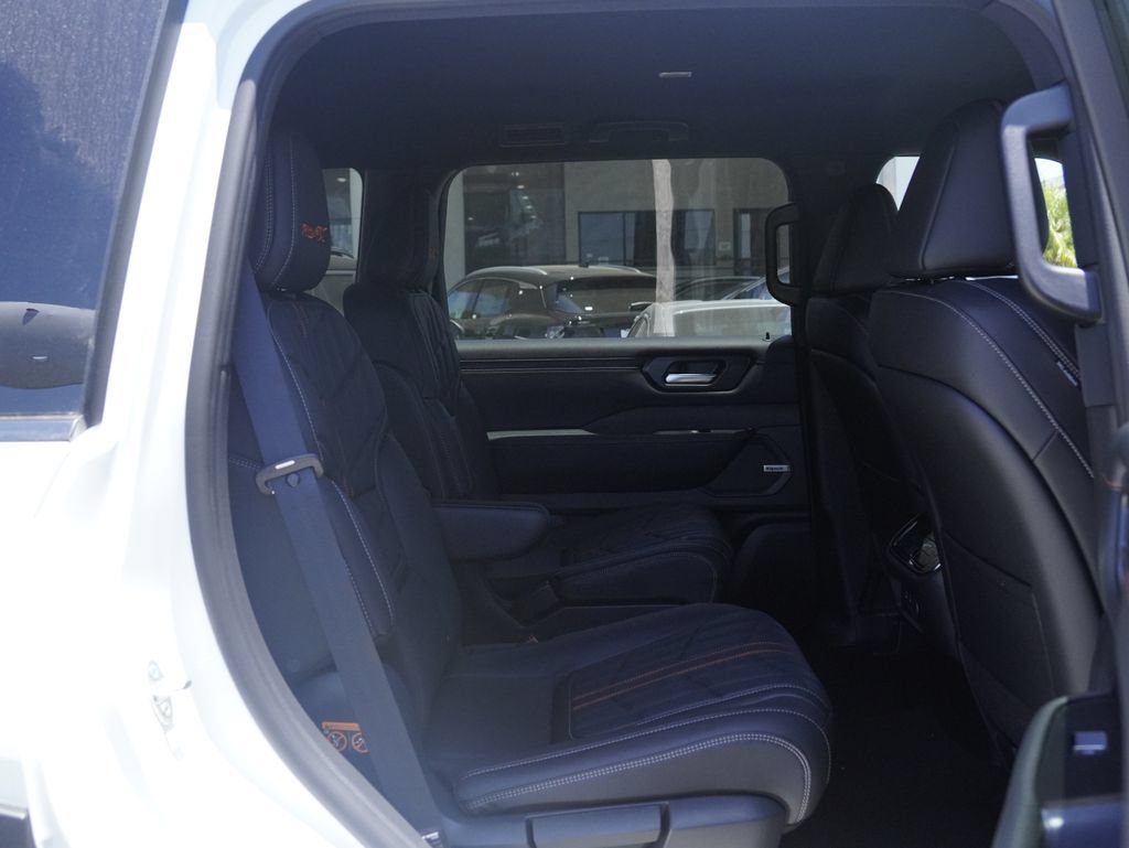 New 2026 Nissan Armada PRO-4X w/ Captain's Chari Seat Package AWD/4WD image 30