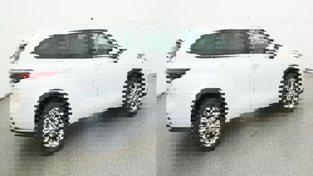 New 2026 Toyota Highlander Limited AWD/4WD image 10