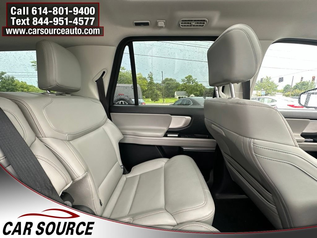 Used 2025 Ford Expedition Max Active AWD/4WD image 32