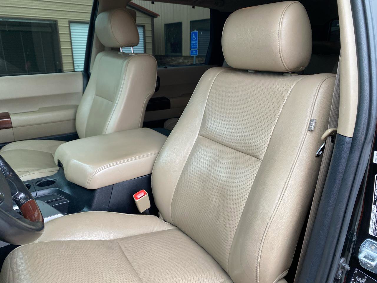 Used 2012 Toyota Sequoia Platinum image 7