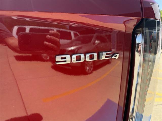 New 2026 Cadillac Vistiq Sport image 22