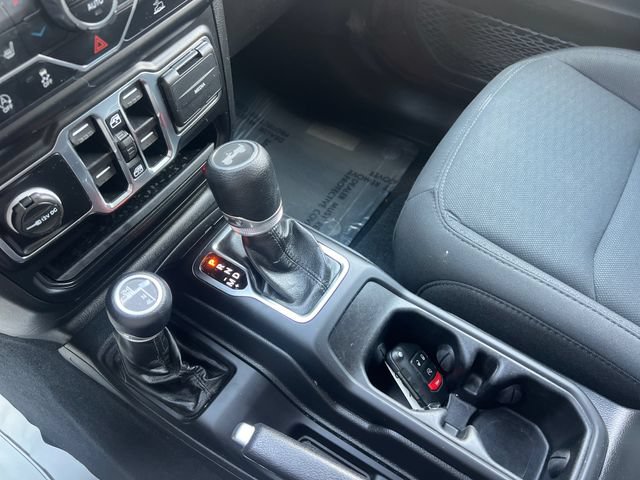 Used 2021 Jeep Wrangler Unlimited Sport AWD/4WD image 18