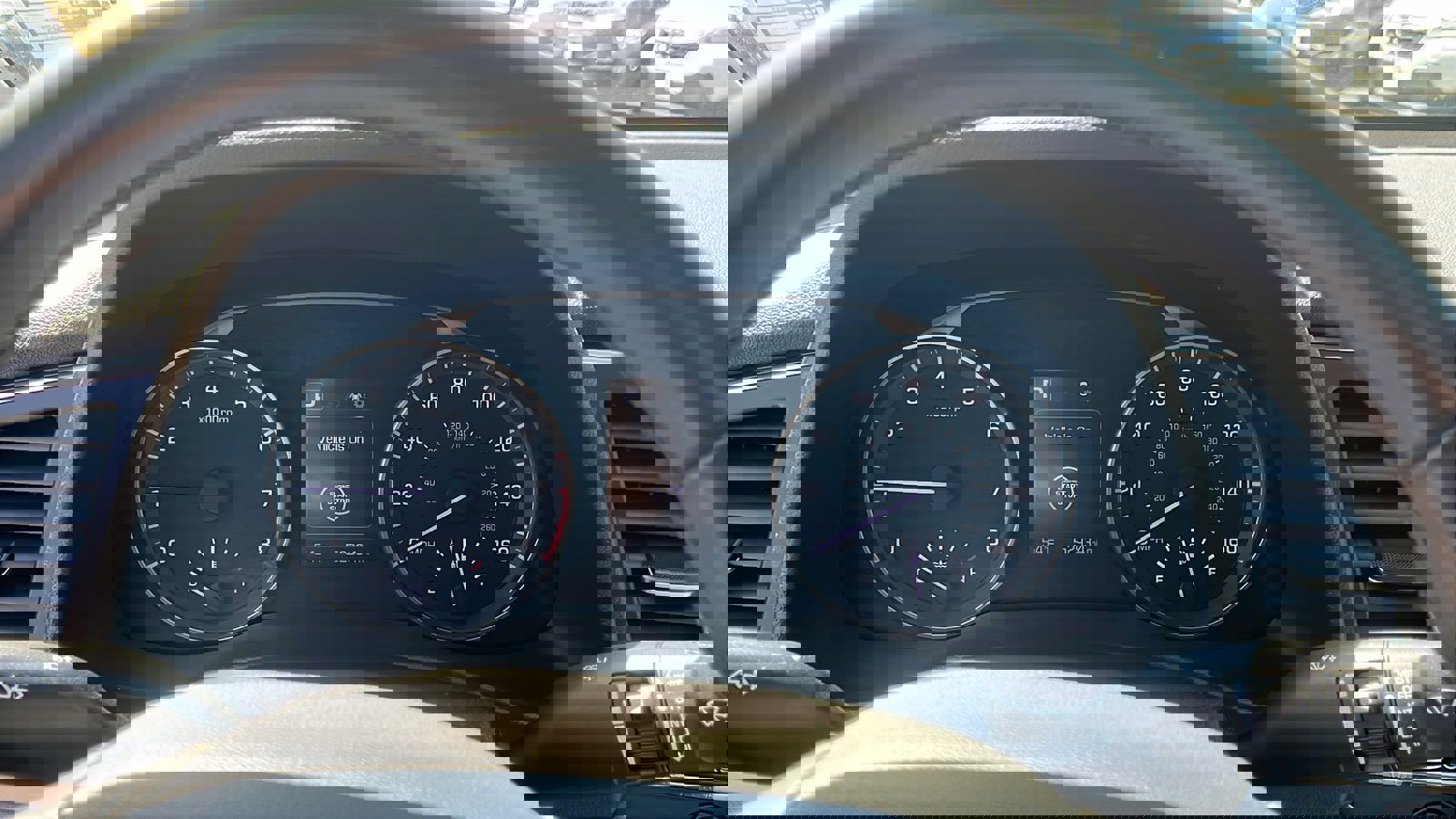 Used 2017 Hyundai Elantra Limited image 16