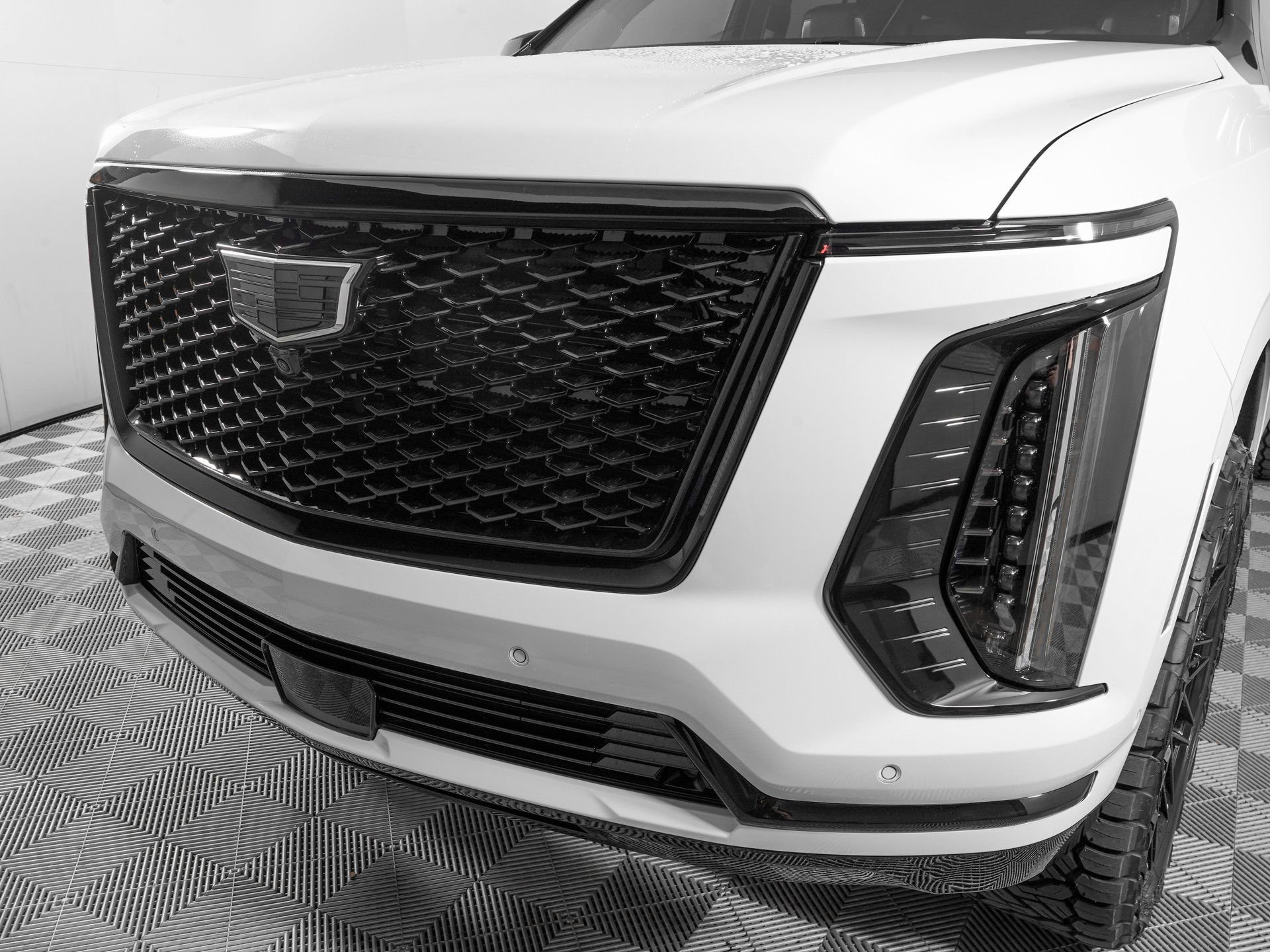 Used 2026 Cadillac Escalade Platinum Sport w/ LPO, Floor Liner Package image 34