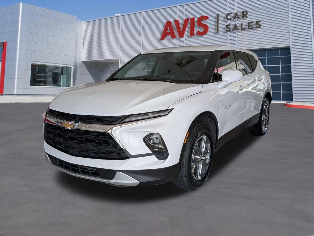 Used 2025 Chevrolet Blazer LT image 7
