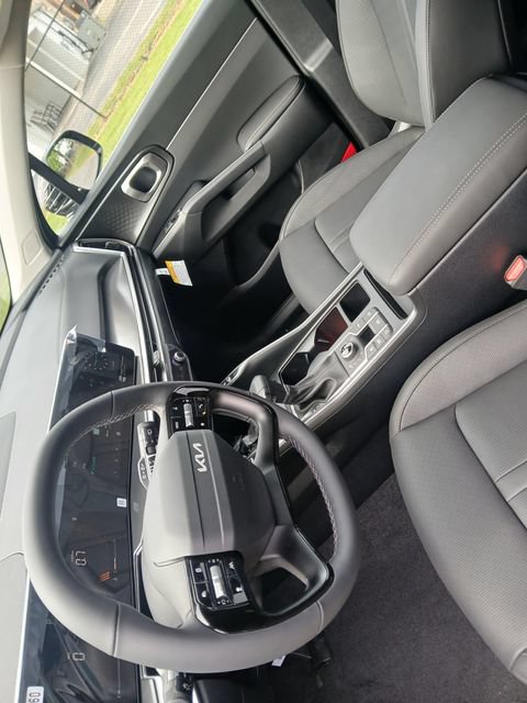 New 2026 Kia Sorento S AWD/4WD image 38