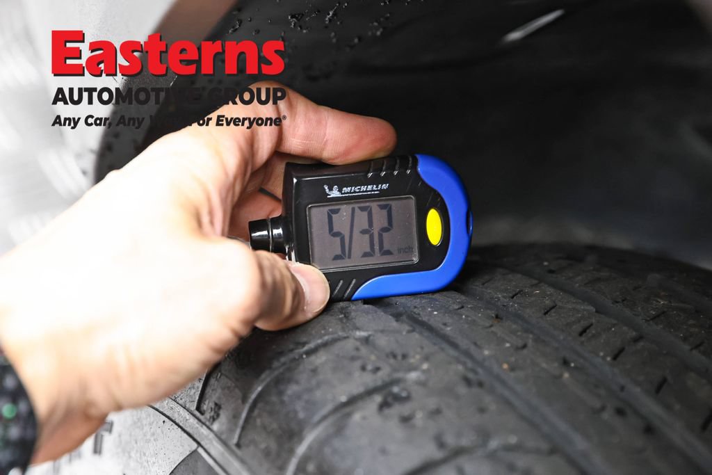 Used 2018 Jeep Renegade Altitude AWD/4WD image 29