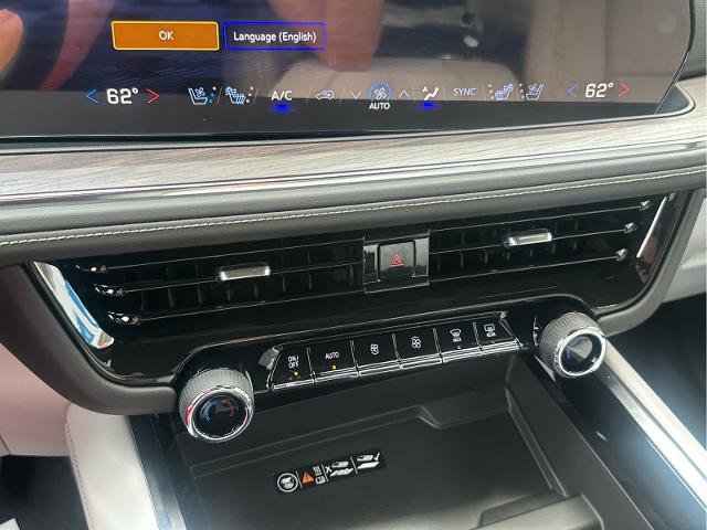 New 2025 Chevrolet Suburban Premier image 38