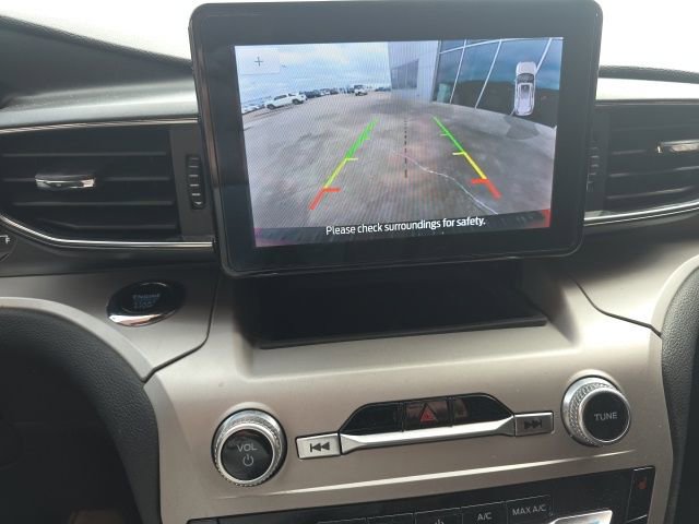 Used 2023 Ford Explorer XLT w/ Equipment Group 202A image 13
