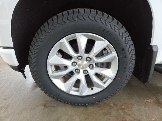 Used 2020 Chevrolet Silverado 1500 Custom w/ Custom Value Package image 61