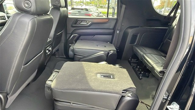 Used 2025 GMC Yukon XL Denali image 12