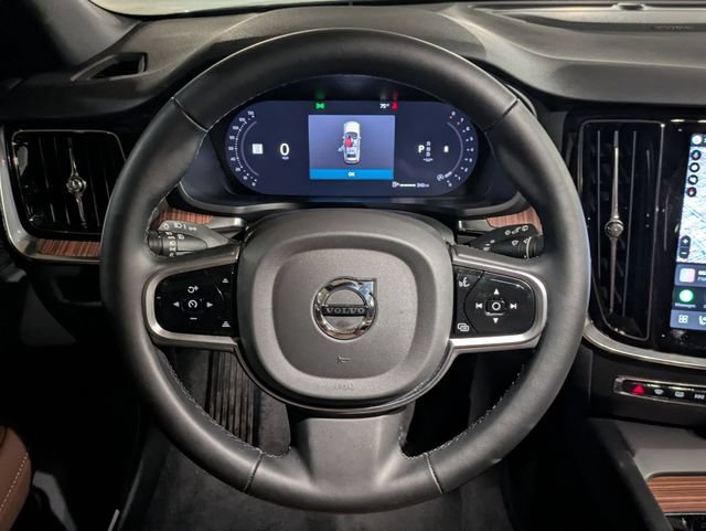 New 2026 Volvo V60 B5 Cross Country Plus w/ Climate Package AWD/4WD image 17