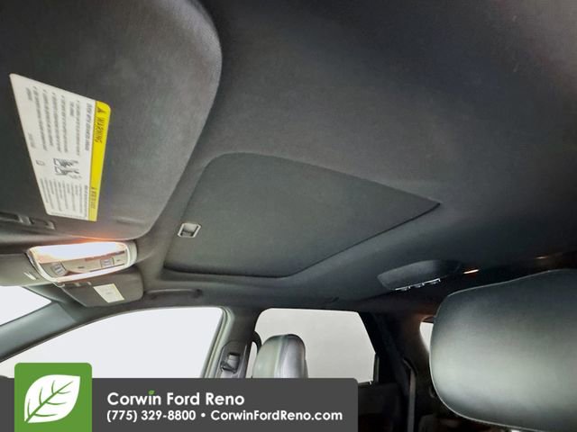 Used 2016 Dodge Durango R/T image 23