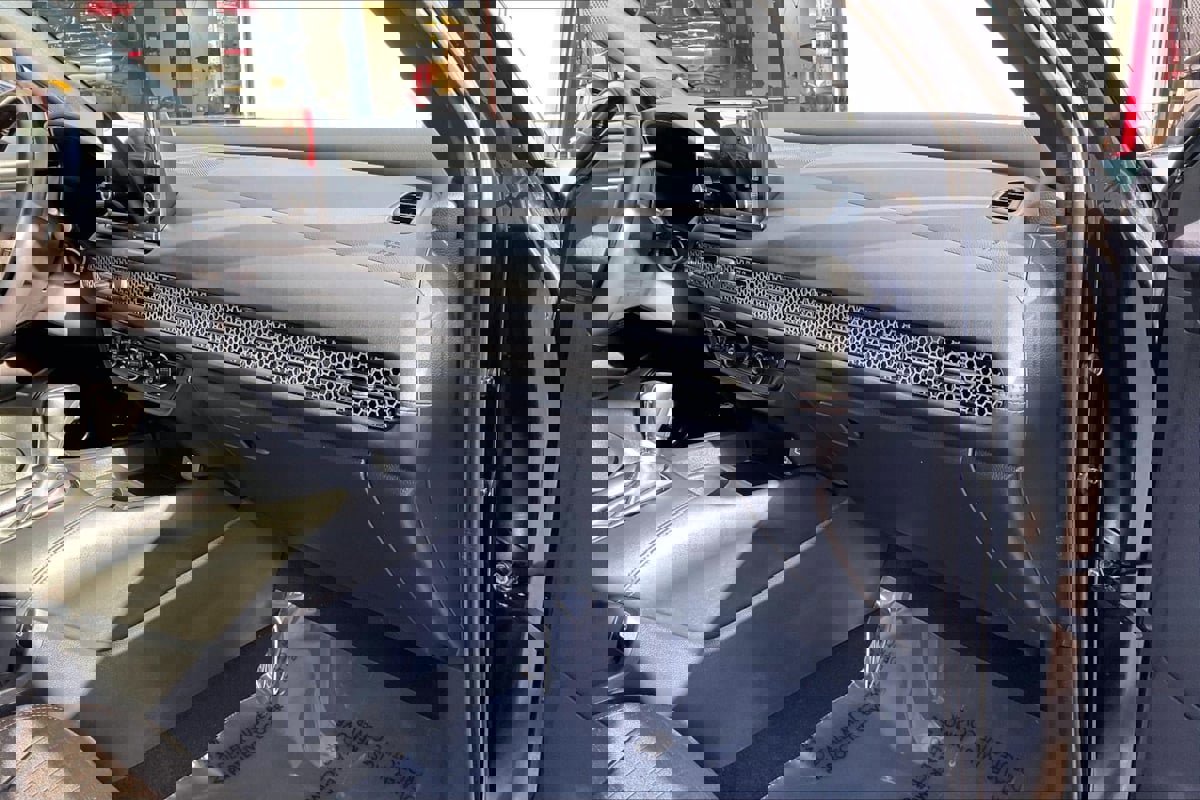 Used 2024 Honda HR-V Sport image 13