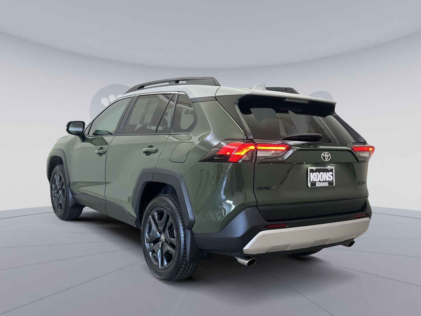 Used 2024 Toyota RAV4 Adventure w/ Convenience Package AWD/4WD image 7