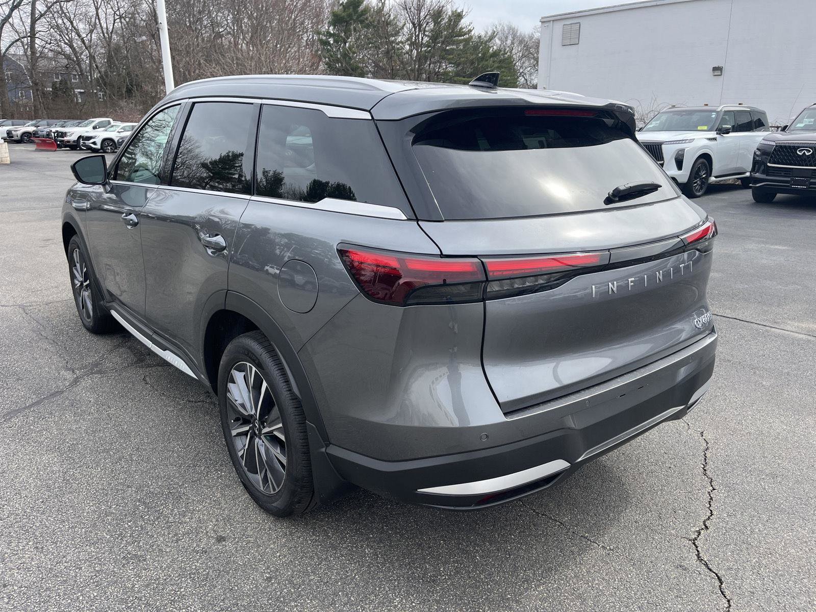 New 2026 INFINITI QX60 Luxe w/ Cargo Package image 5