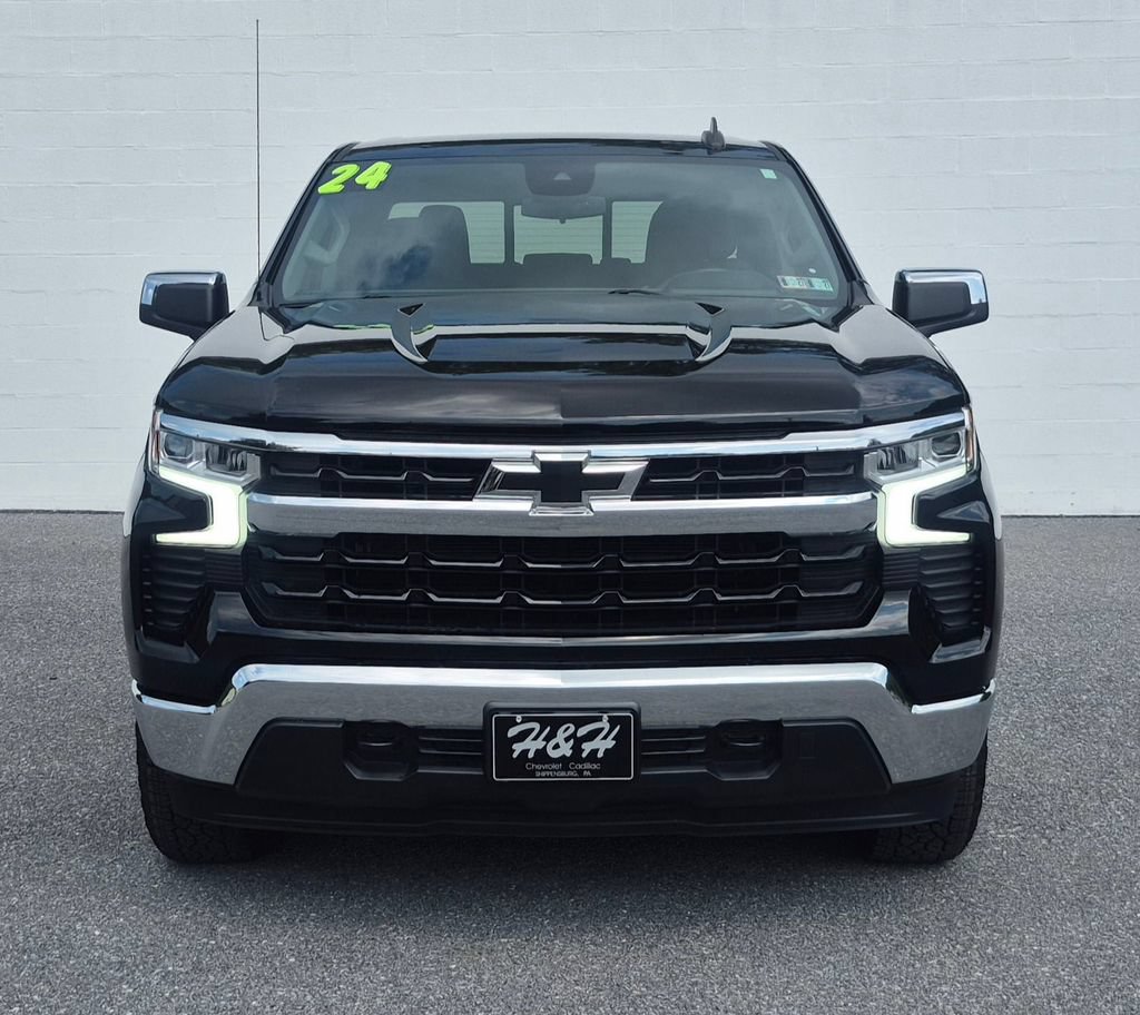 Used 2023 Chevrolet Silverado 1500 LT AWD/4WD image 12