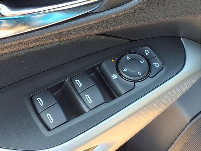 Used 2025 Chevrolet Trax RS w/ Driver Confidence Package FWD image 16