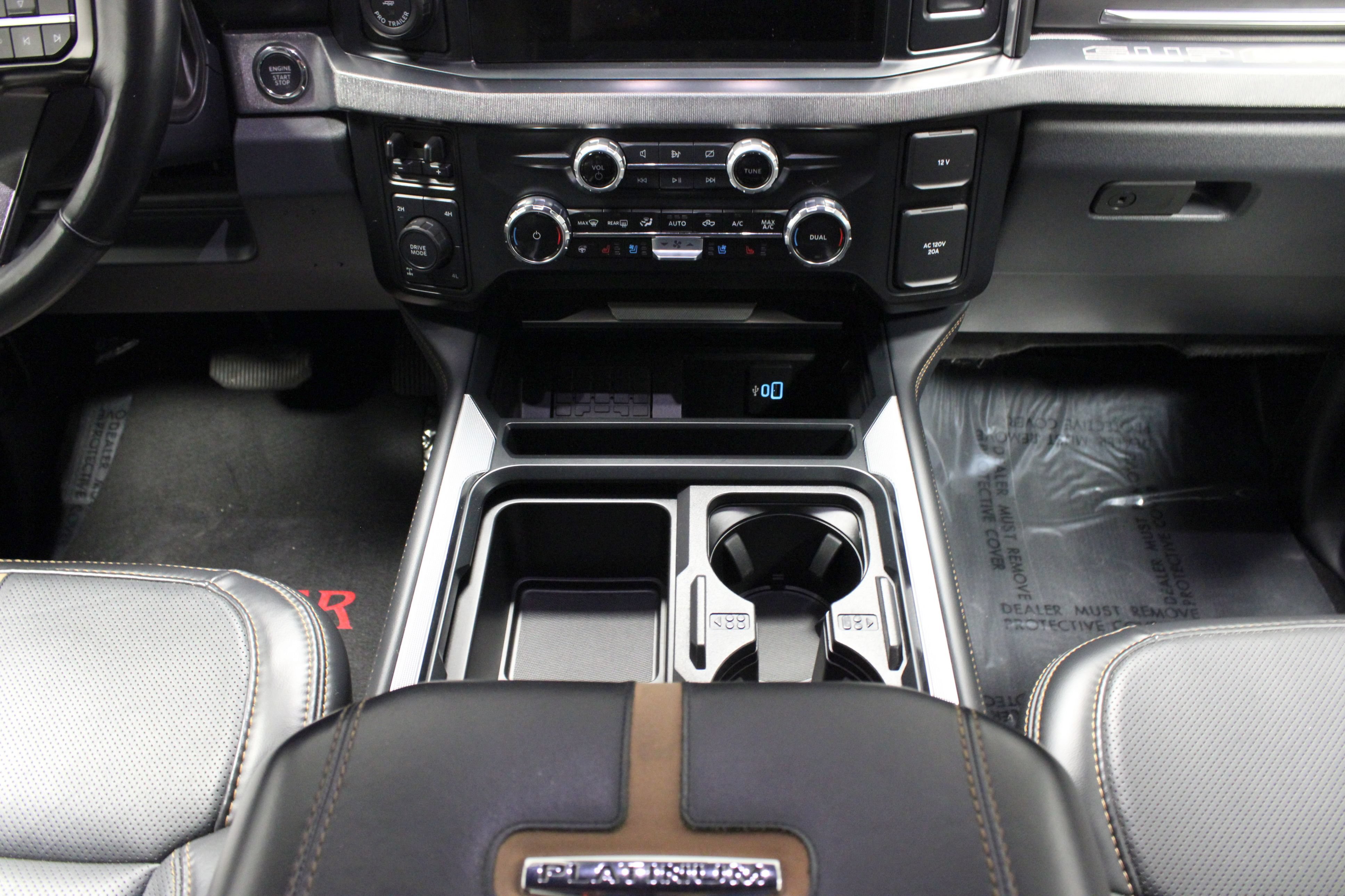 Used 2024 Ford F350 Platinum w/ FX4 Off-Road Package AWD/4WD image 23