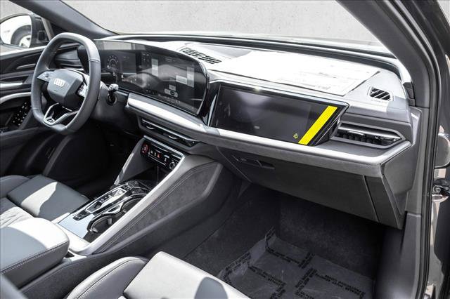 New 2026 Audi SQ5 Premium Plus AWD/4WD image 24