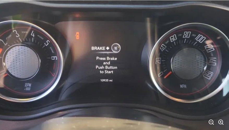 Used 2023 Dodge Challenger SXT w/ Cold Weather Group image 9